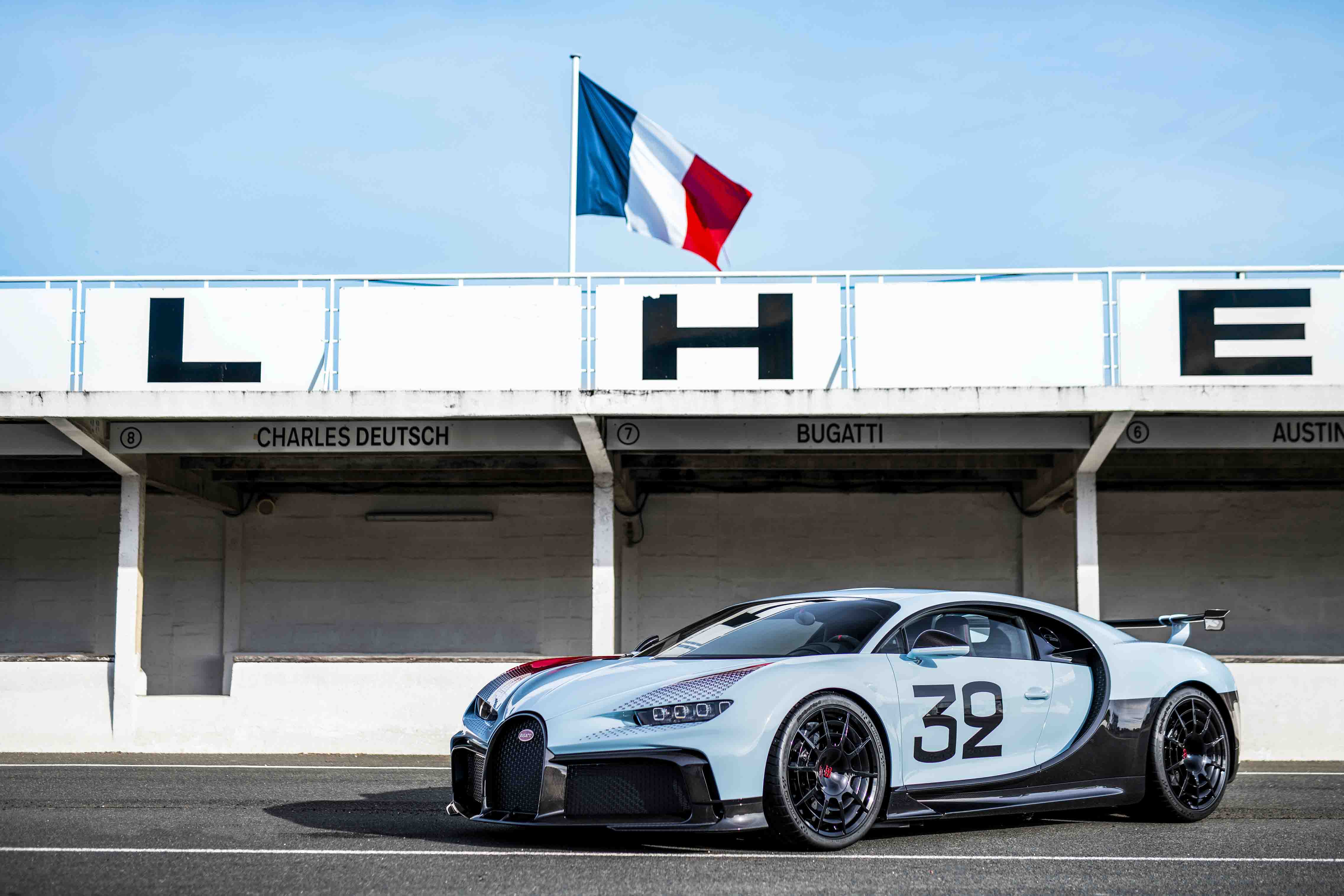 Bugatti Sur Mesure Chiron Pur Sport